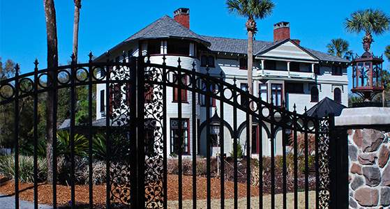 The Stetson Mansion’s historic marker and front elevation